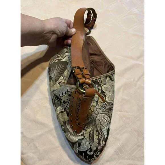 Fossil Vintage Floral Tapestry Shoulder Bag With Leather Strap & Brass Studs - Picture 3 of 6
